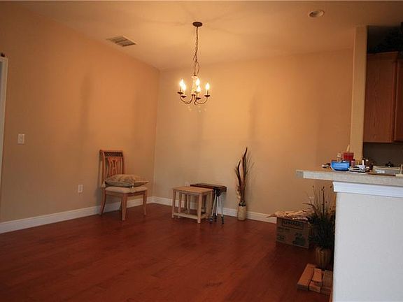 5th image of 13201 Fountainbleau Dr