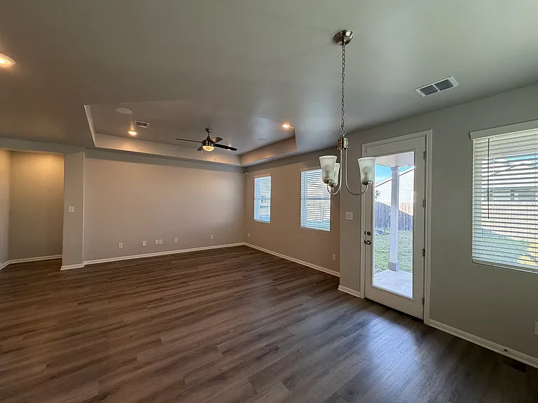 3816 Donald Dr — Photo 6