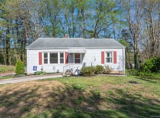 30 Wilshire Dr, Asheville, NC 28806