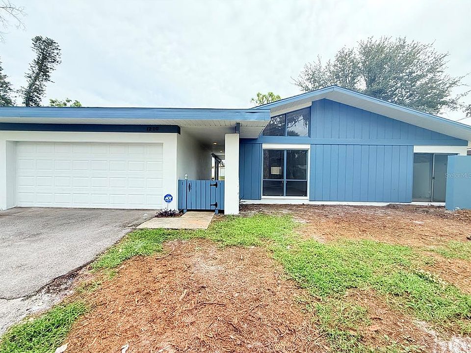 1st image of 1210 ALCAZAR WAY S
