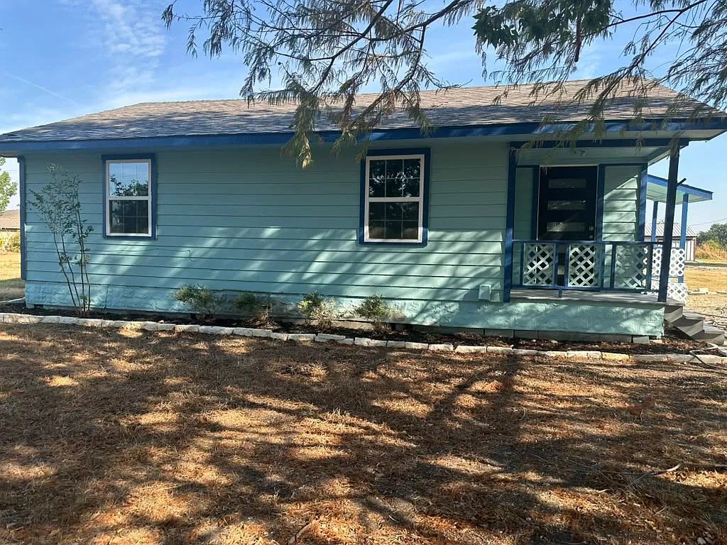 2 bed, 900 sqft, $1,350 — Photo 4