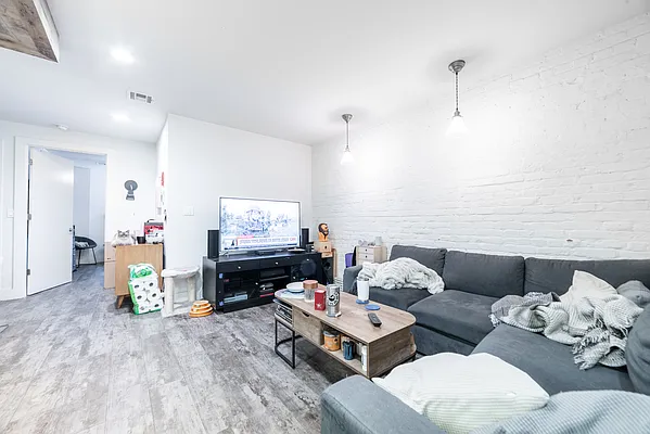 Rented by Goose Property Management LLC | media 5