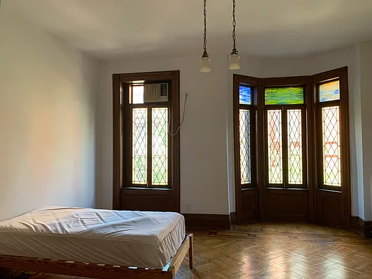 Rented by Oxford Property Group | media 47