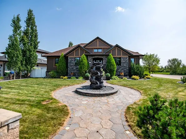 6297 N Cronquist Dr, Red Deer, AB T4N 1E2