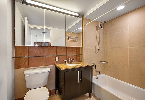 5th image of 555 W 23rd St APT N3n