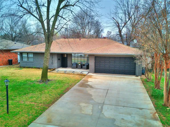 1710 Westminster Pl, Nichols Hills, OK 73120