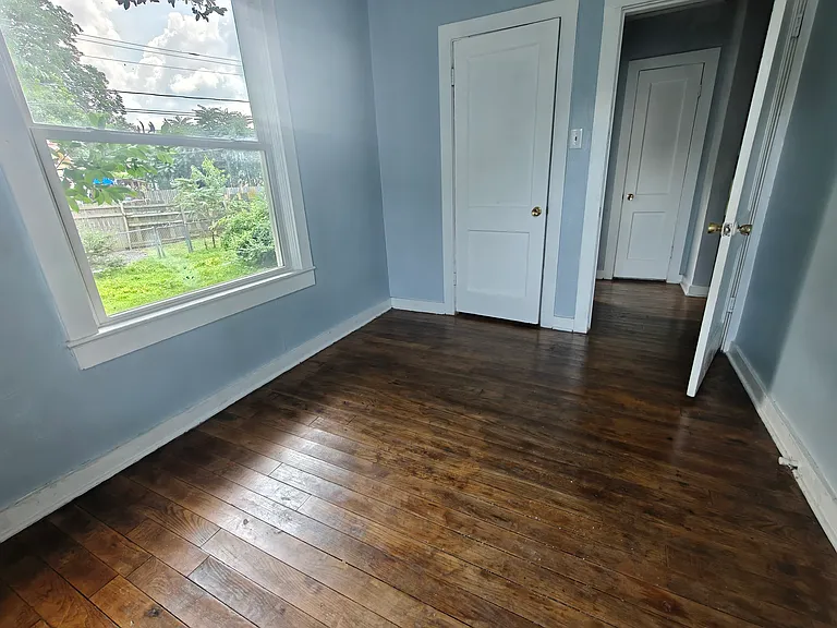 3804 Macarthur Dr — Photo 8