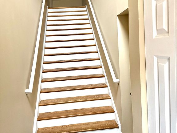 3rd image of 10214 Mulberry Ln #D