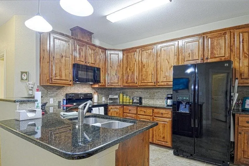 3 bed, 1450 sqft, $1,350 — Photo 4