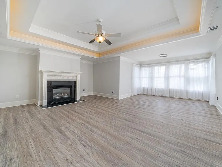 9445 Stoney Ridge Ln — Photo 35