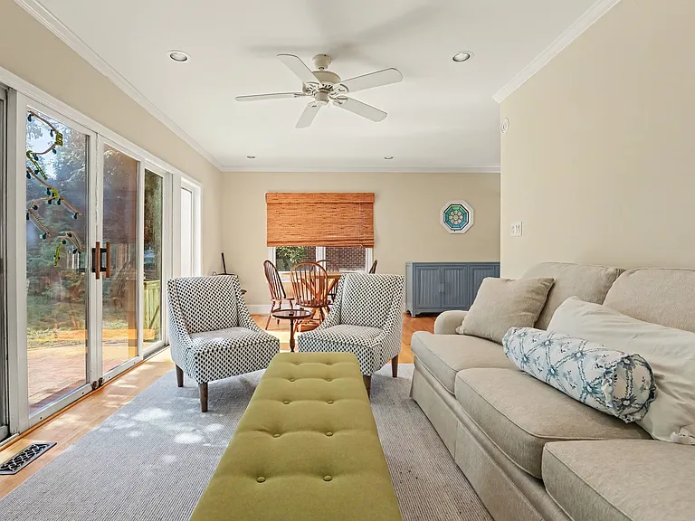 1528 Iredell Dr — Photo 5