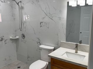 2141 N School St, Honolulu, HI 96819