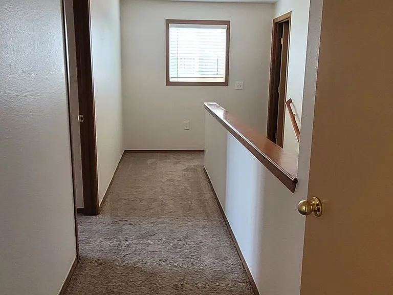 1349 E Greens Loop — Photo 18