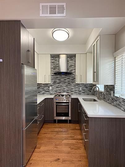 1st image of 2147 Carlmont Dr #1