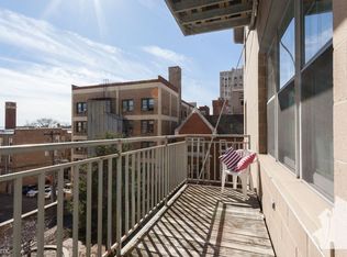 5556 N Sheridan Rd APT 208, Chicago, IL 60640