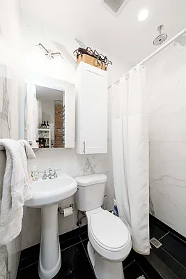 Rented by Douglas Elliman | media 11