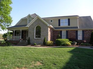 10510 Black Iron Rd, Louisville, KY 40291