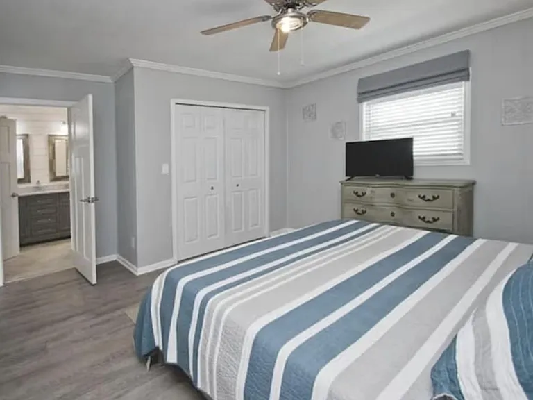 205 Barefoot Ln #A — Photo 6