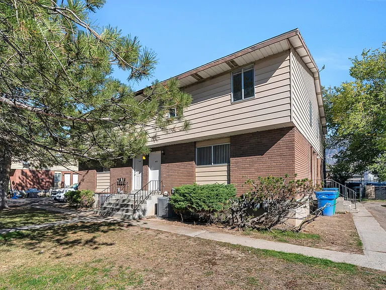 654 N 400 W — Photo 15