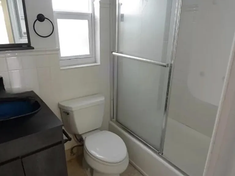 3721 NE 170th St #1 — Photo 39