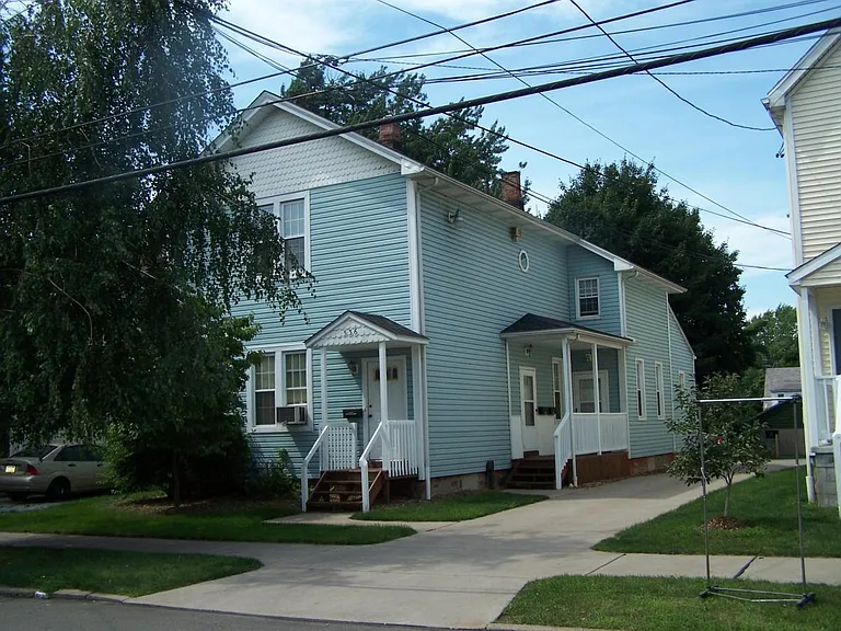 536 W 5th St — Photo 1