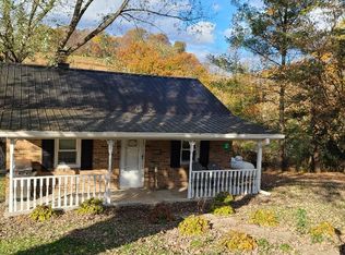 979 Spring Valley Rd, Marion, VA 24354
