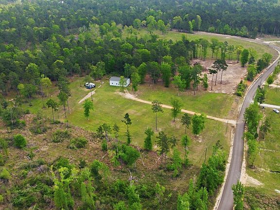 4th image of 446 Hanson Rd