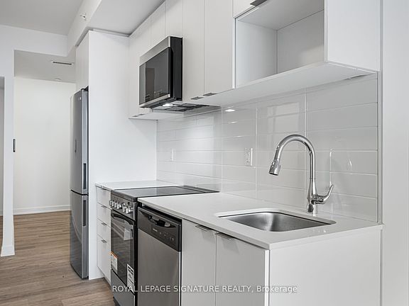 3rd image of 4569 Kingston Rd #206