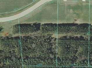 8707 Whispering Pines Trl, Woodstock, IL 60098