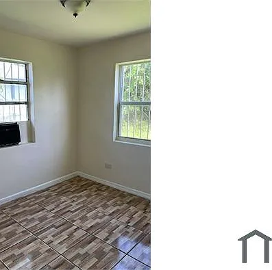 564 NW 13th St — Photo 9