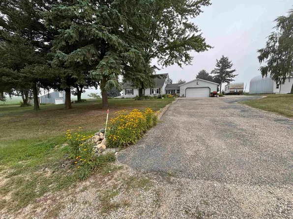 3955 E Doherty Rd, Clare, MI 48617
