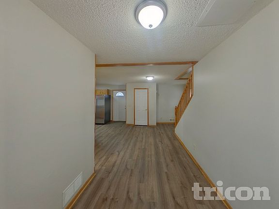 4th image of 2144 Sherwood Ave