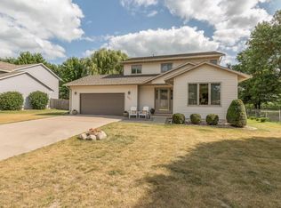 527 S Samson St, Roland, IA 50236