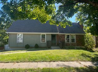 7705 N Stoddard Ave, Kansas City, MO 64152