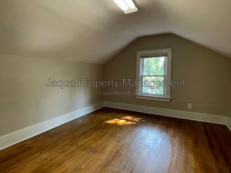 1425 Lakeway Ave — Photo 19