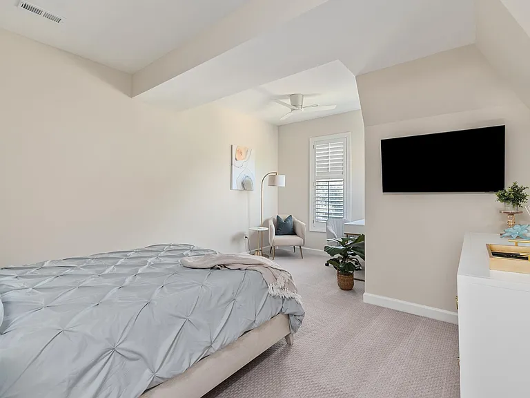 2116 Park Dr — Photo 27