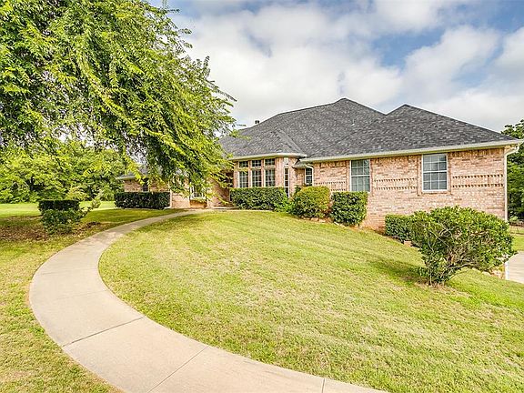 5th image of 8025 Walnut Dr