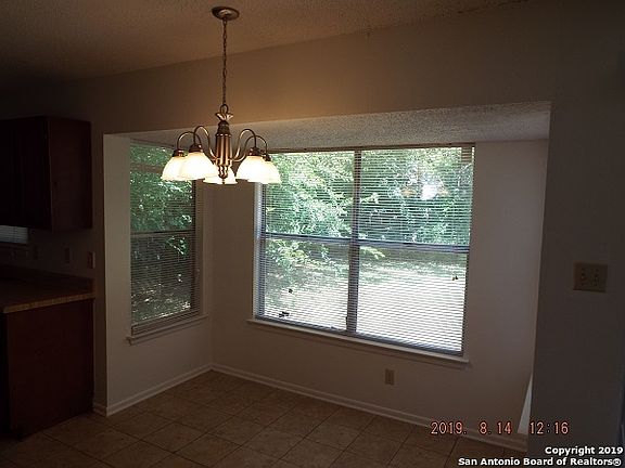 3rd image of 9311 Cliff Way St