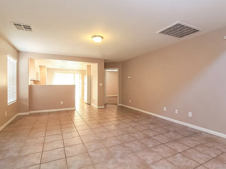 11758 Bergamo Ct — Photo 3