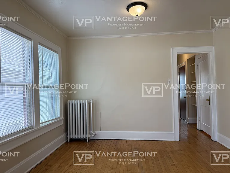 605 W Walnut St #3 — Photo 4