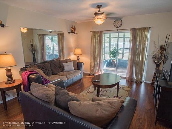 4th image of 8304 NW 25th St