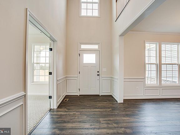4th image of 11210 Slate View Ct