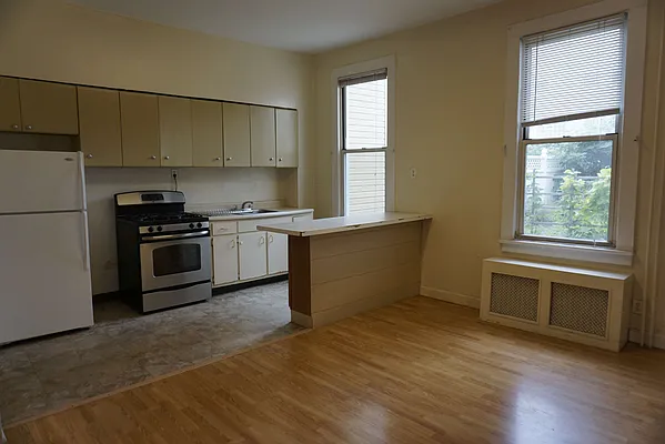 Rented by Steffan Olausson Partridge, LREB | media 30