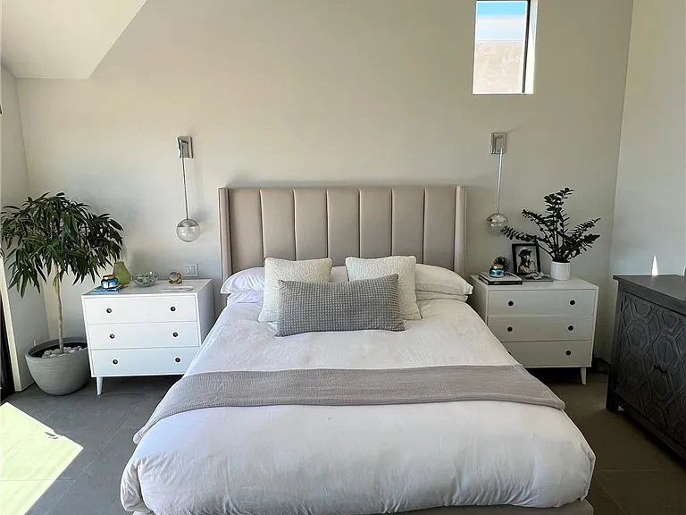 809 Emerald Bay — Photo 17