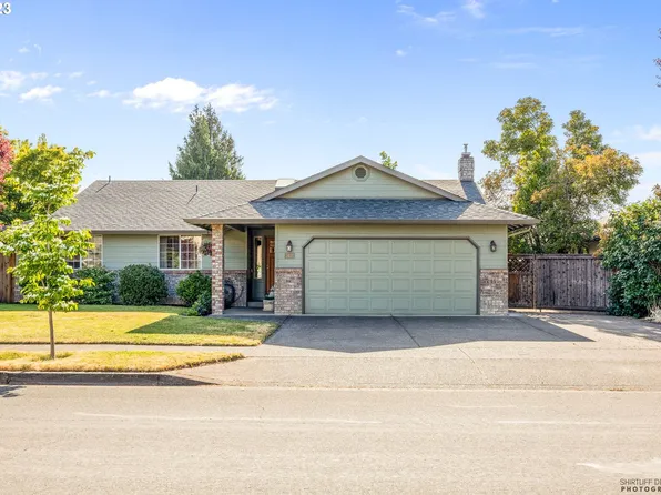 3422 Honeywood St, Eugene, OR 97408