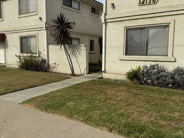 12135 Downey Ave, Downey, CA 90242