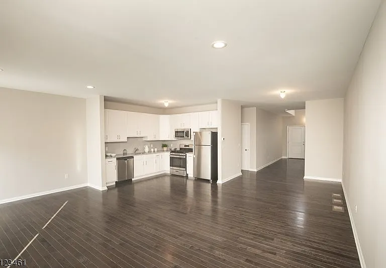 88 Arlene Ct — Photo 9