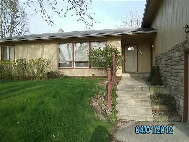 2001 Frisch Rd — Photo 2