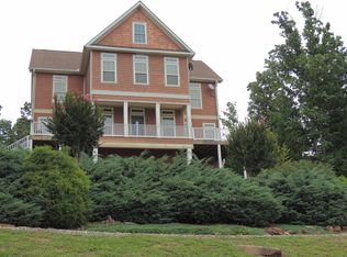 234 Whispering Ridge Farm Ln, Mill Spring, NC 28756