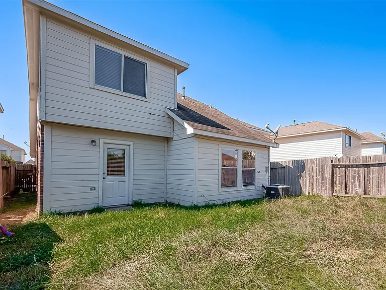 7127 Sedona Ct — Photo 44